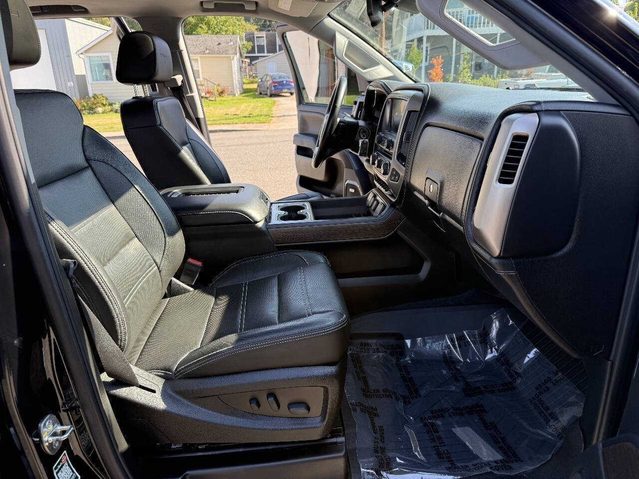 Used 2019 GMC Sierra 3500 Denali w/ Suspension Package, Off-Road AWD/4WD image 23