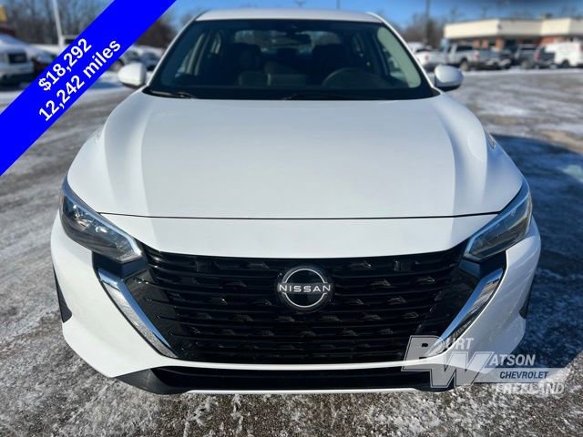 Used 2025 Nissan Sentra SV image 9