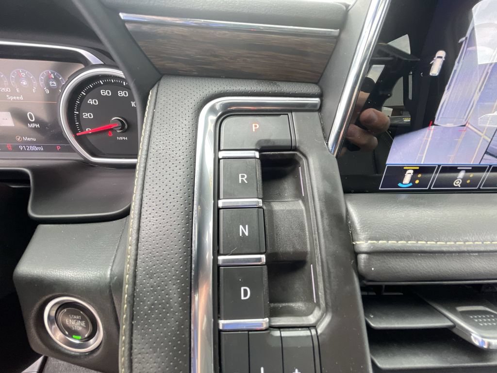 Certified 2021 Chevrolet Suburban Premier w/ Premium Package RWD image 16