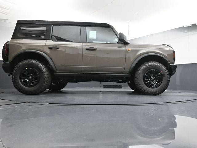 New 2026 Ford Bronco Badlands AWD/4WD image 31