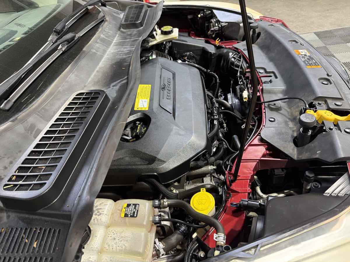 Used 2013 Ford Escape SE image 27