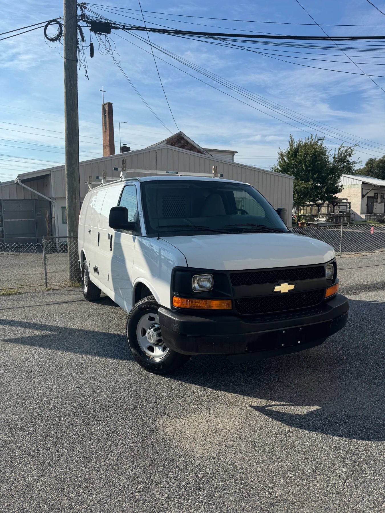 Used 2012 Chevrolet Express 2500 RWD image 1