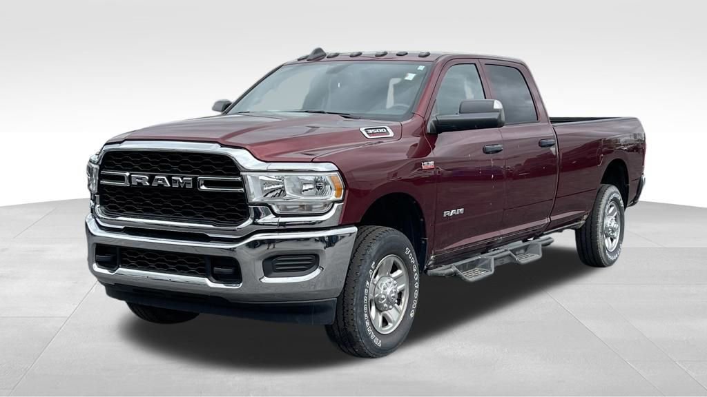 Used 2021 RAM 3500 Tradesman w/ Chrome Appearance Group AWD/4WD image 4