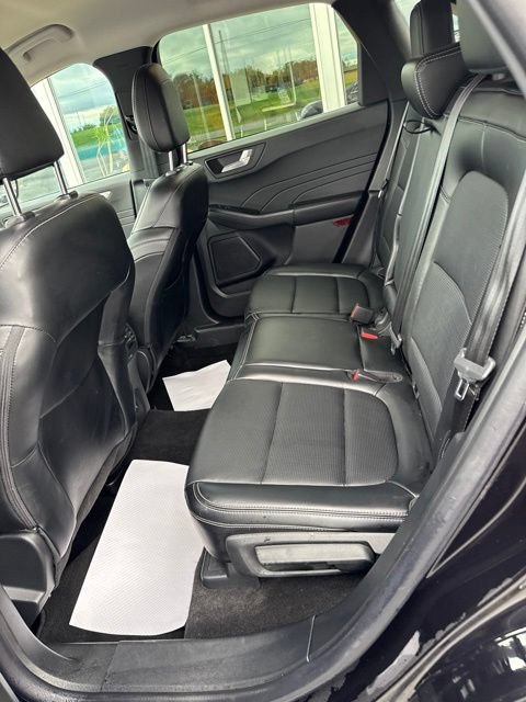 Used 2025 Ford Escape Platinum AWD/4WD image 21