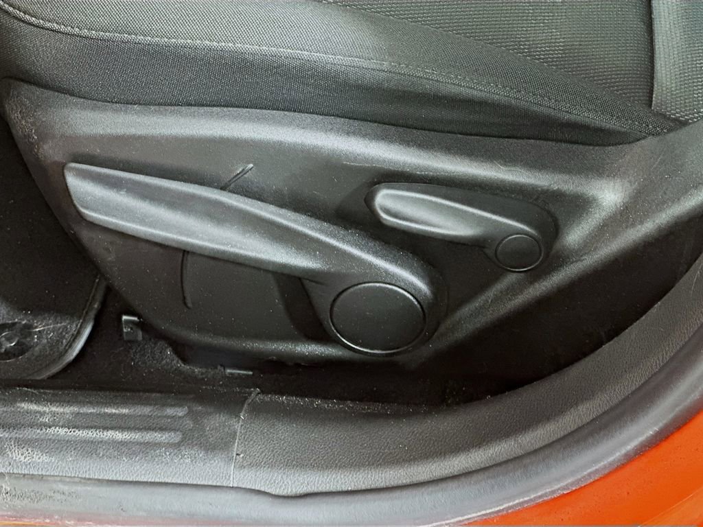 Used 2017 Jeep Renegade Sport w/ Power & Air Group image 20