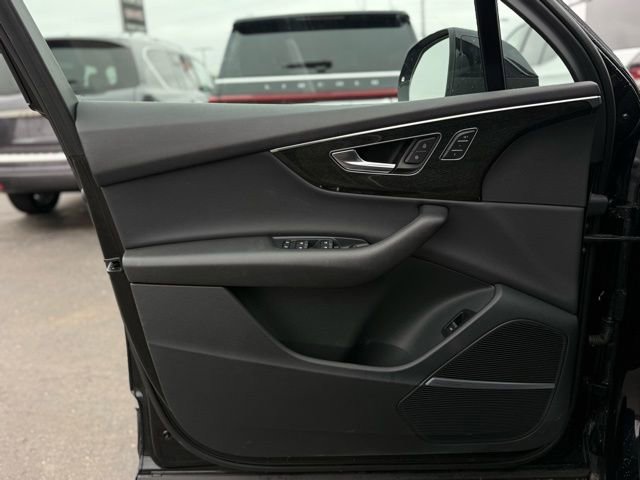 Used 2021 Audi Q7 2.0T Premium Plus w/ Premium Plus Package image 13