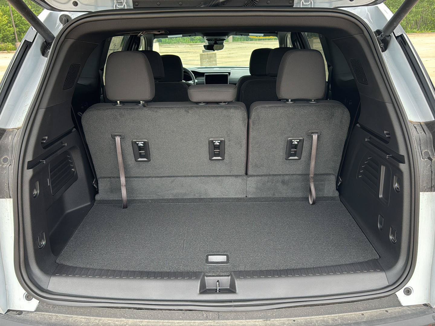 New 2026 GMC Acadia Elevation w/ LPO, All-Weather Package FWD image 21