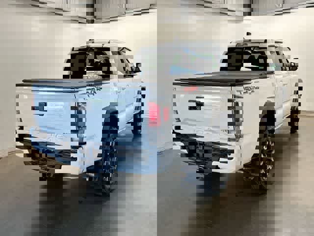 Used 2022 Toyota Tacoma TRD Off-Road w/ Technology Package image 31