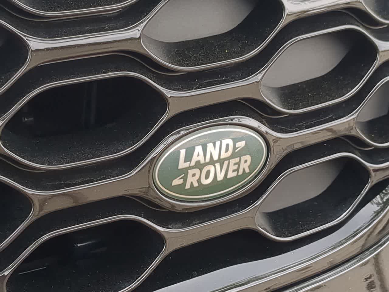 Certified 2025 Land Rover Discovery Dynamic SE AWD/4WD image 12
