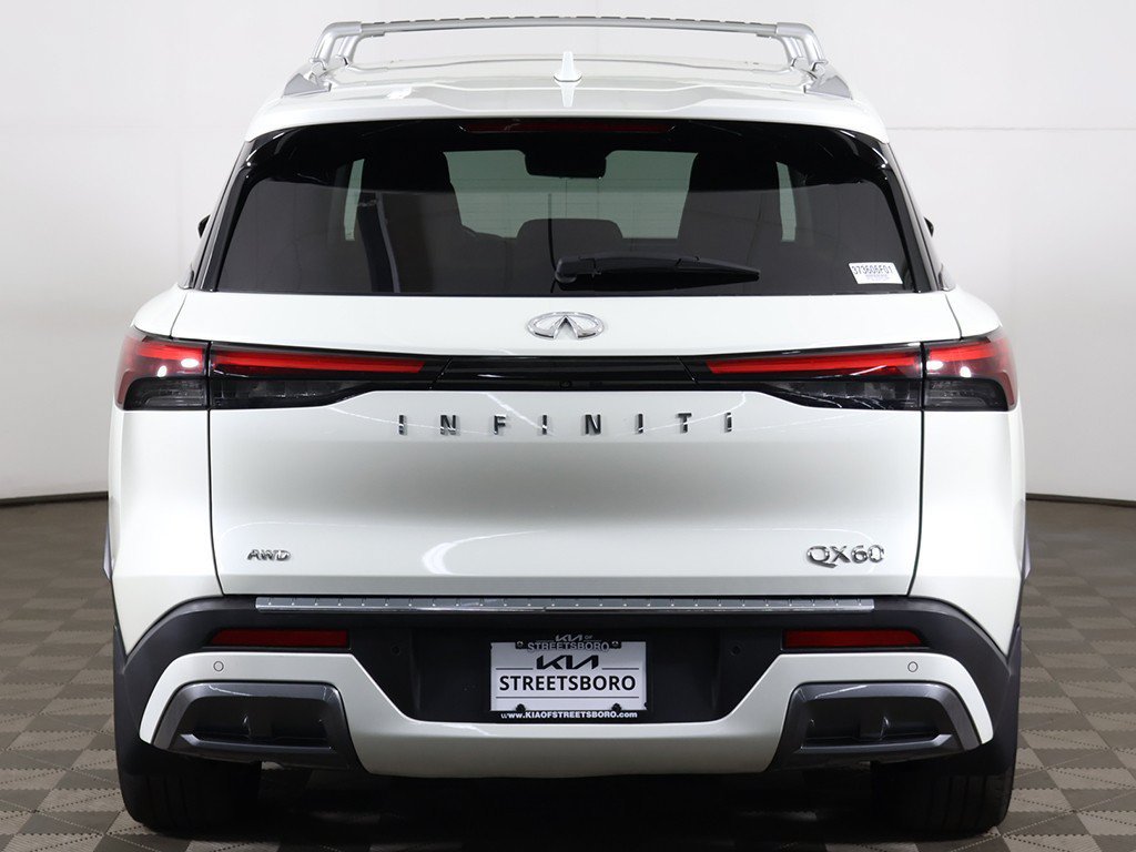 Used 2023 INFINITI QX60 Sensory w/ Vision Package AWD/4WD image 19