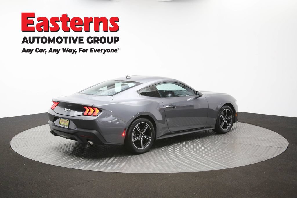 Used 2025 Ford Mustang Coupe RWD image 38