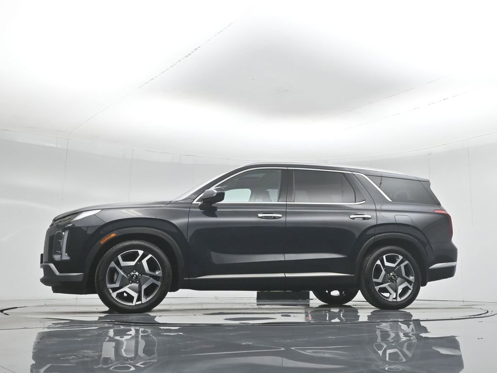Used 2023 Hyundai Palisade Limited w/ Cargo Package image 8
