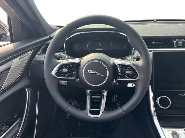 New 2024 Jaguar XF R-Dynamic SE AWD/4WD image 15