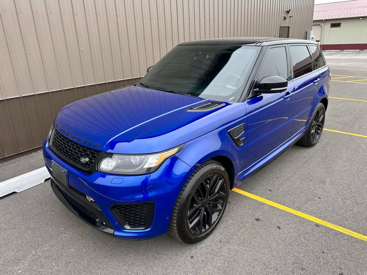 Used 2015 Land Rover Range Rover Sport SVR image 6