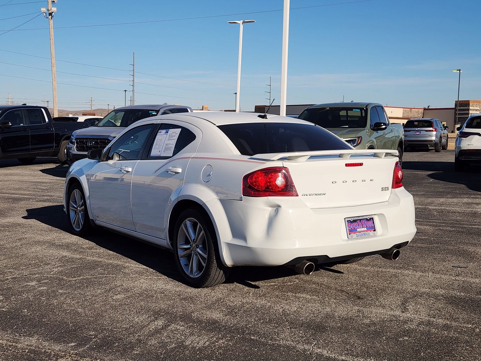 Used 2014 Dodge Avenger SE w/ Rallye Appearance Group image 4