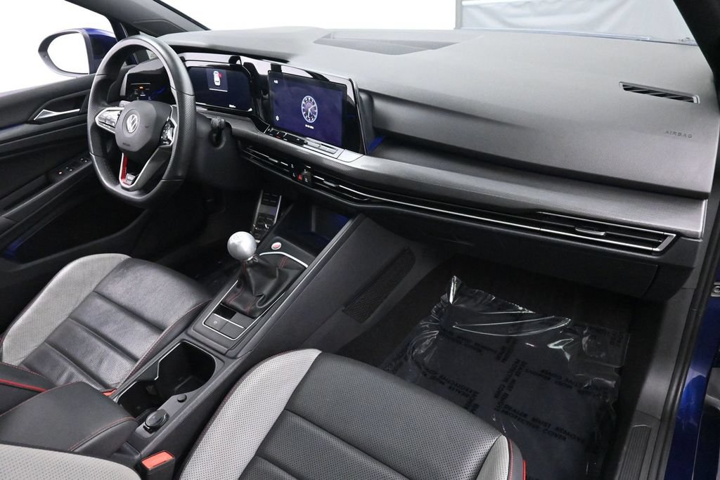 Used 2022 Volkswagen GTI SE FWD image 22