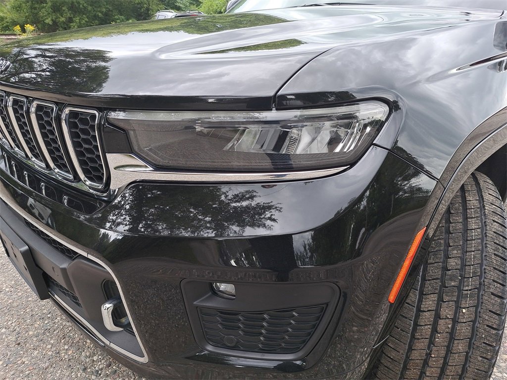 Used 2022 Jeep Grand Cherokee L Overland w/ Luxury Tech Group IV image 34