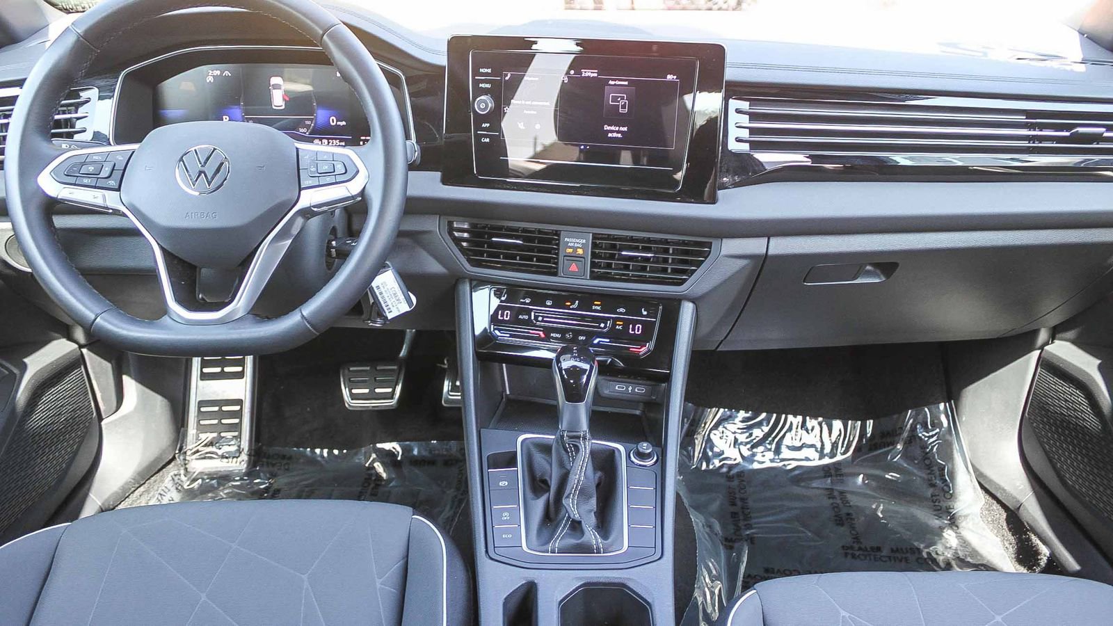 Used 2025 Volkswagen Jetta Sport image 13