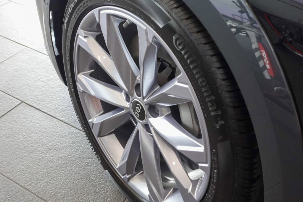 New 2025 Audi A6 Premium Plus image 10