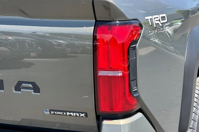 New 2026 Toyota Tacoma TRD Off-Road AWD/4WD image 25