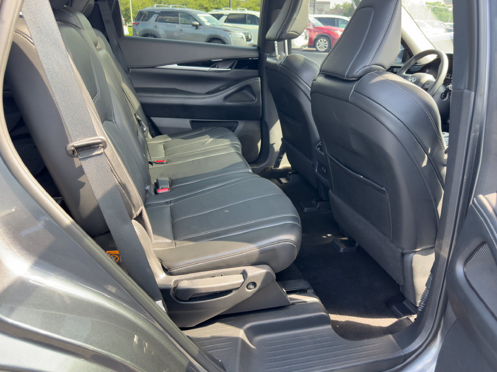 Used 2025 INFINITI QX60 Pure AWD/4WD image 11