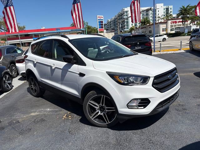 Used 2019 Ford Escape SEL FWD image 2
