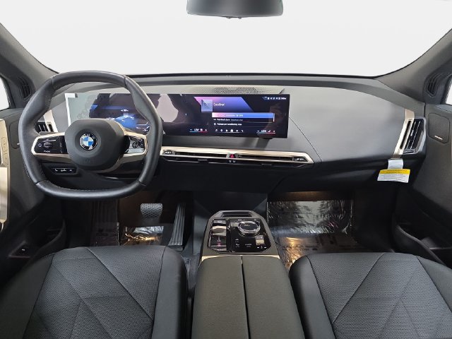 Certified 2026 BMW iX xDrive45 AWD/4WD image 9