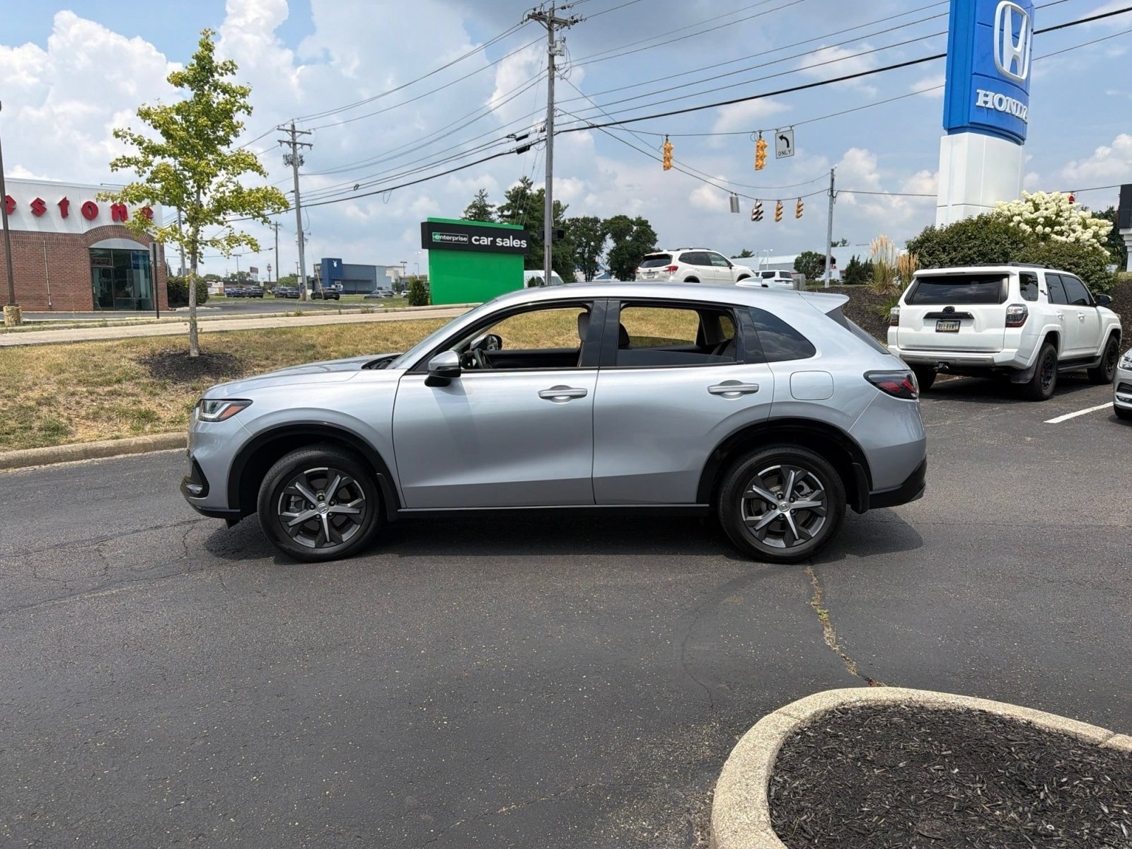 Used 2025 Honda HR-V EX-L image 13