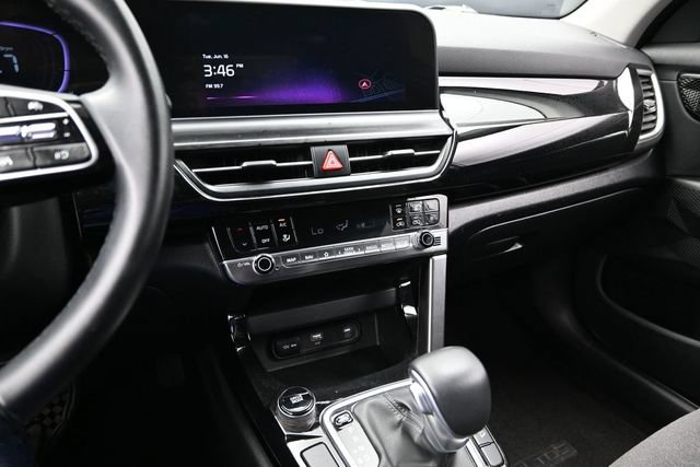 Used 2025 Kia Seltos S FWD image 43