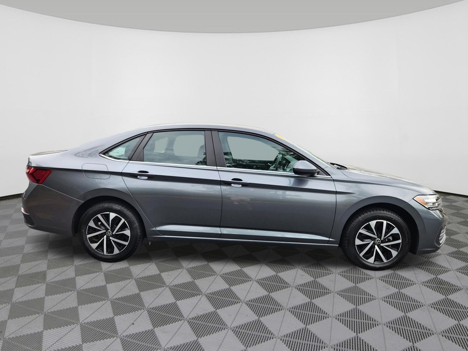 Used 2022 Volkswagen Jetta S FWD image 6