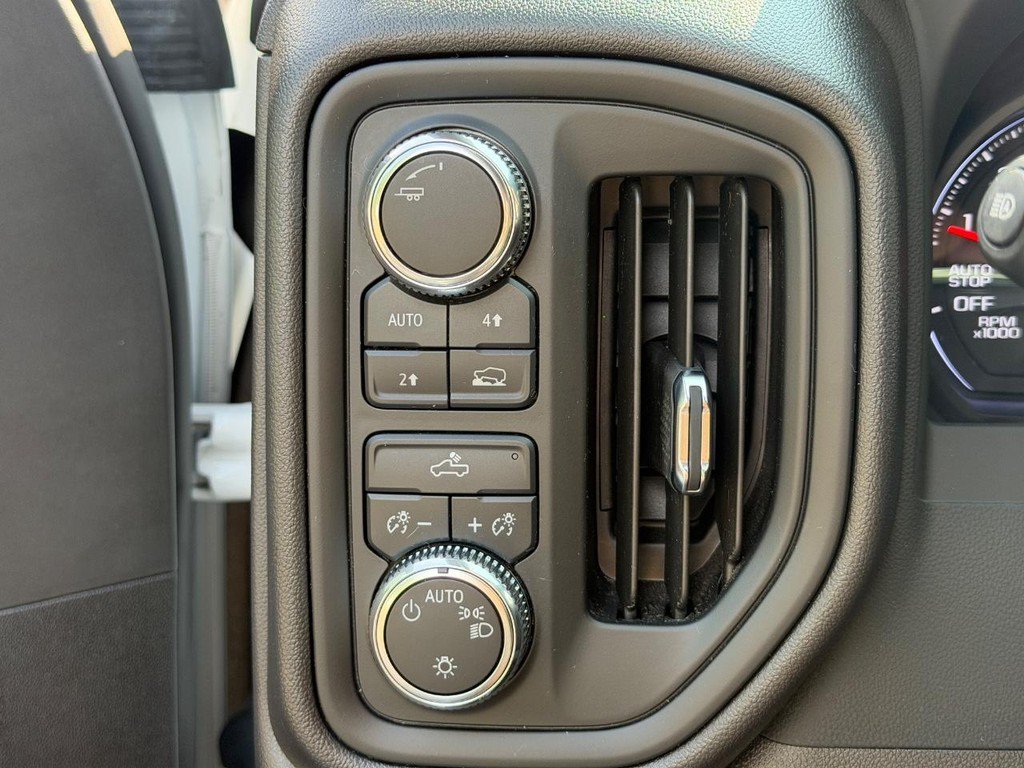 Used 2024 GMC Sierra 1500 Pro w/ Convenience Package AWD/4WD image 13