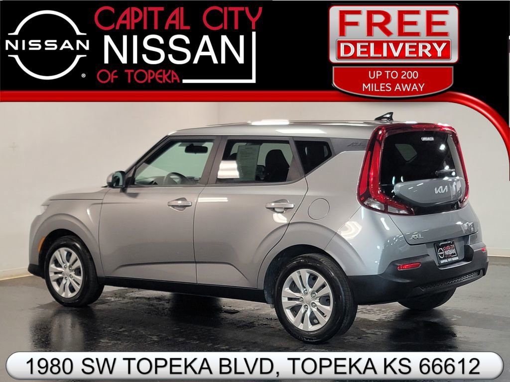 Used 2022 Kia Soul LX image 25