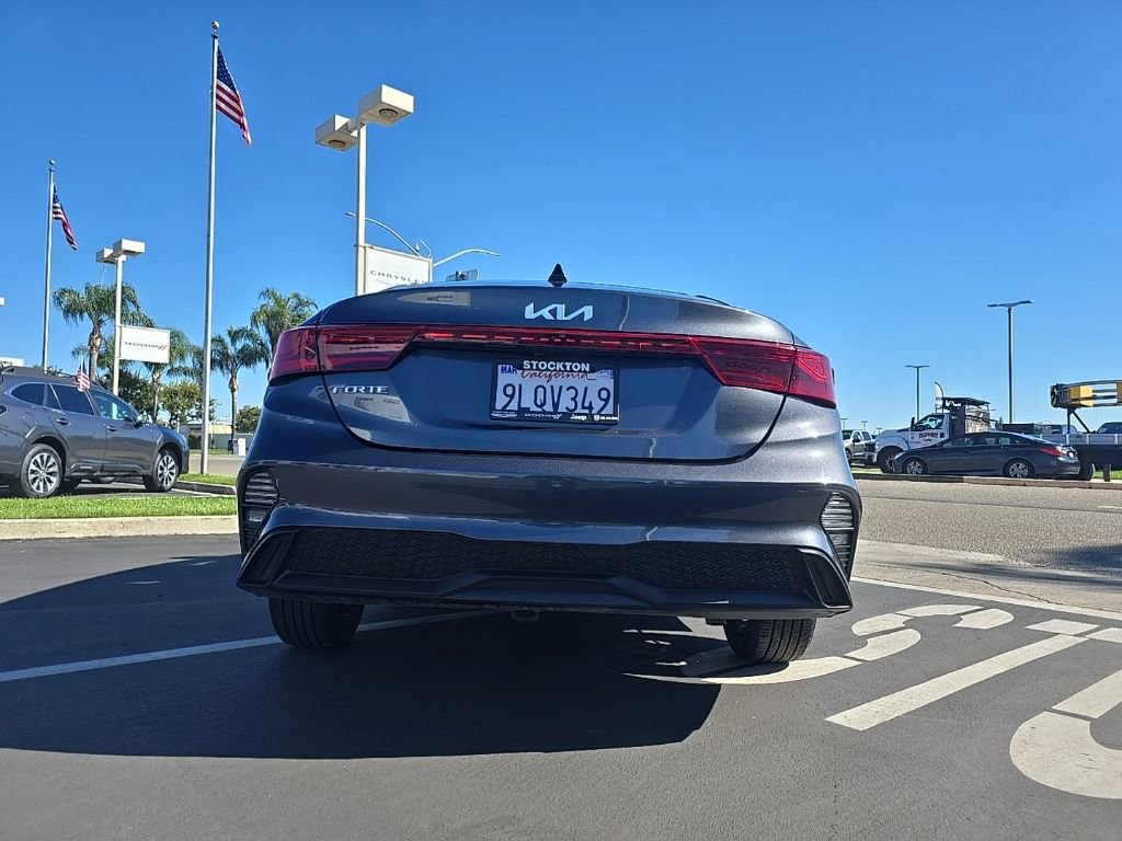 Used 2024 Kia Forte LXS image 10