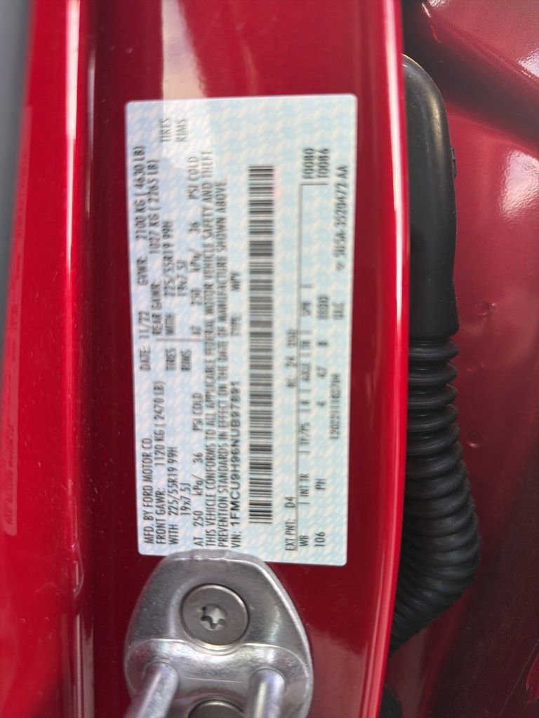 Used 2022 Ford Escape SEL w/ SEL Stealth AWD Package image 14