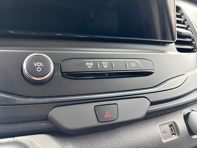 New 2025 Ford Transit 250 148 Medium Roof w/ Load Area Protection Package image 28