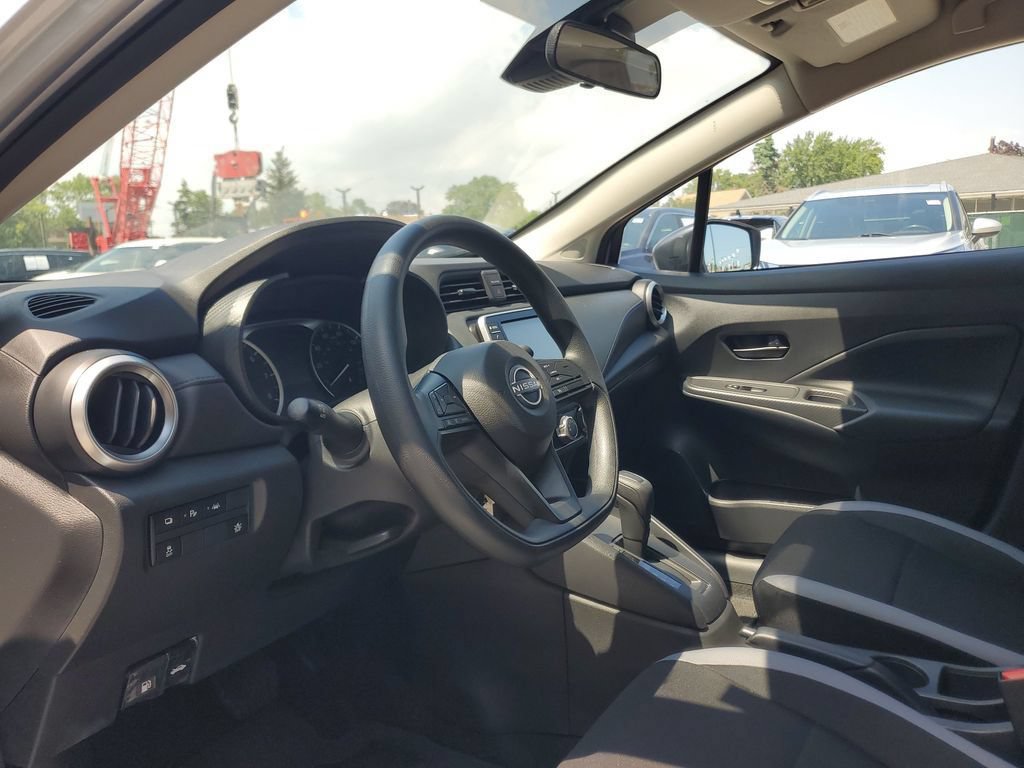 Used 2025 Nissan Versa S w/ S Plus Package FWD image 16
