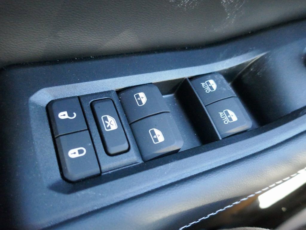 New 2026 Jeep Grand Cherokee Limited w/ Limited Altitude Package image 15