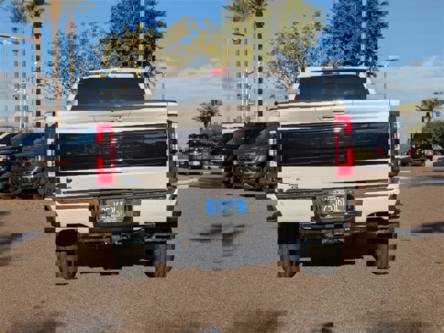Used 2025 Ford F250 Platinum w/ FX4 Off-Road Package image 5