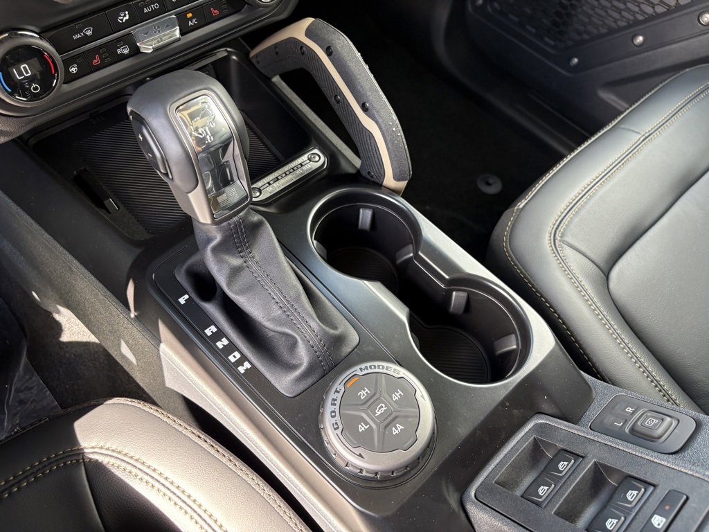 New 2025 Ford Bronco Badlands image 15