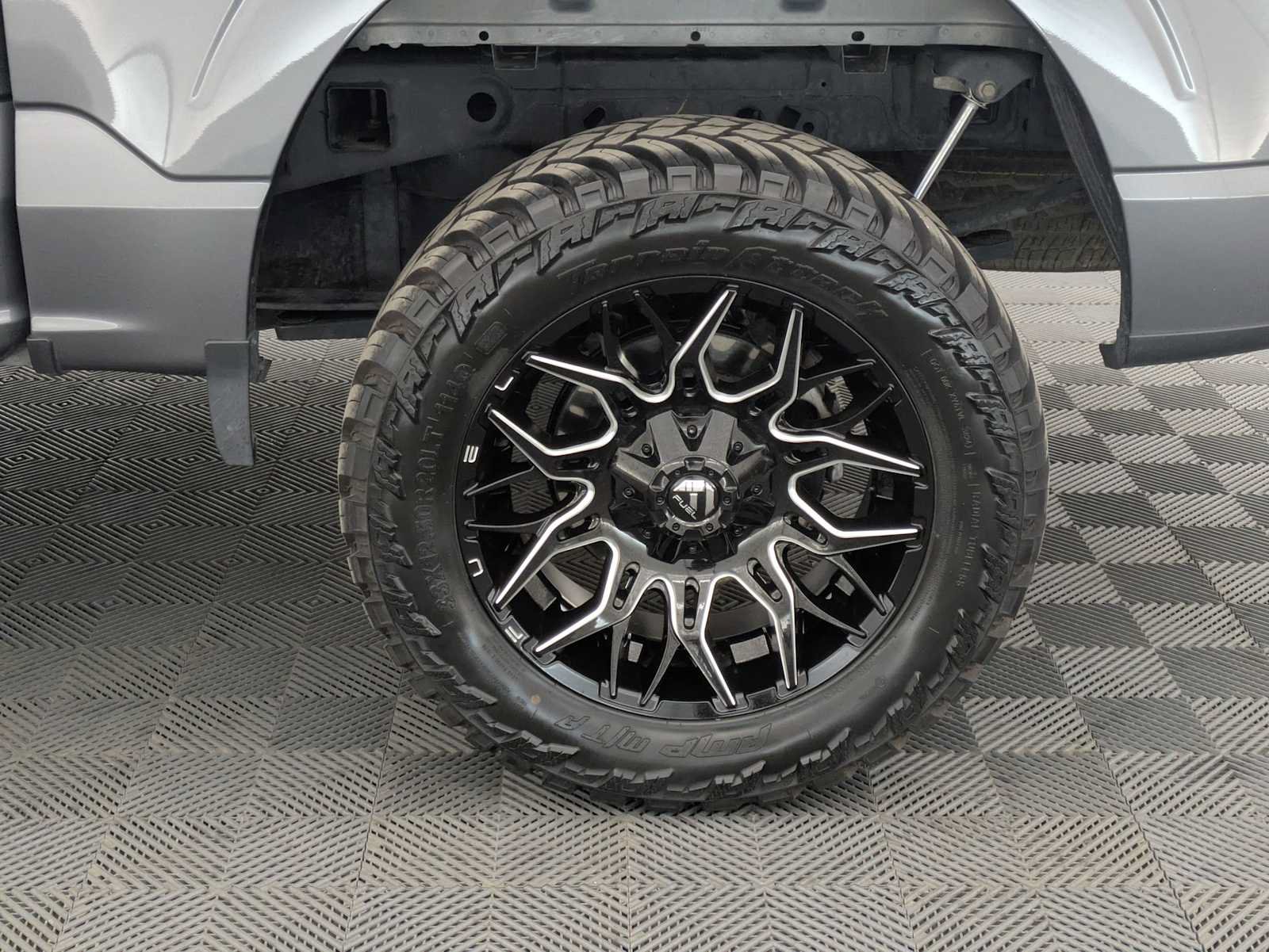 Used 2024 Ford F150 XLT AWD/4WD image 13