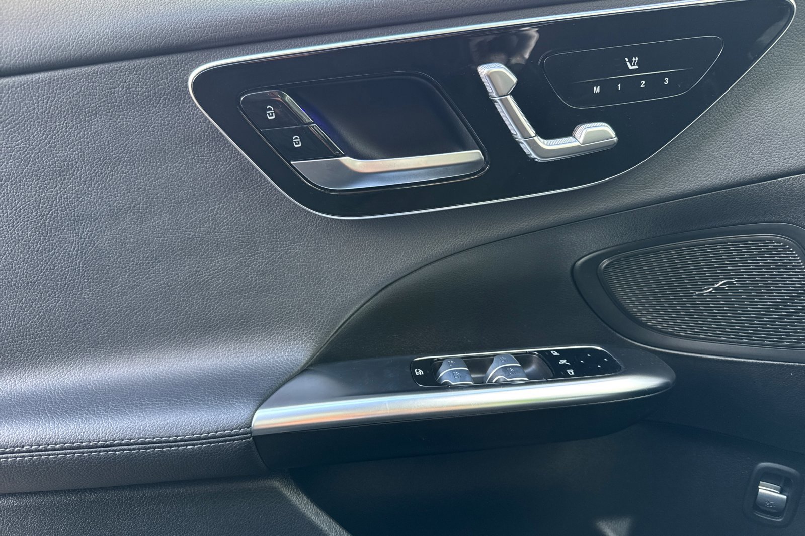 Certified 2023 Mercedes-Benz C 300 Sedan image 11