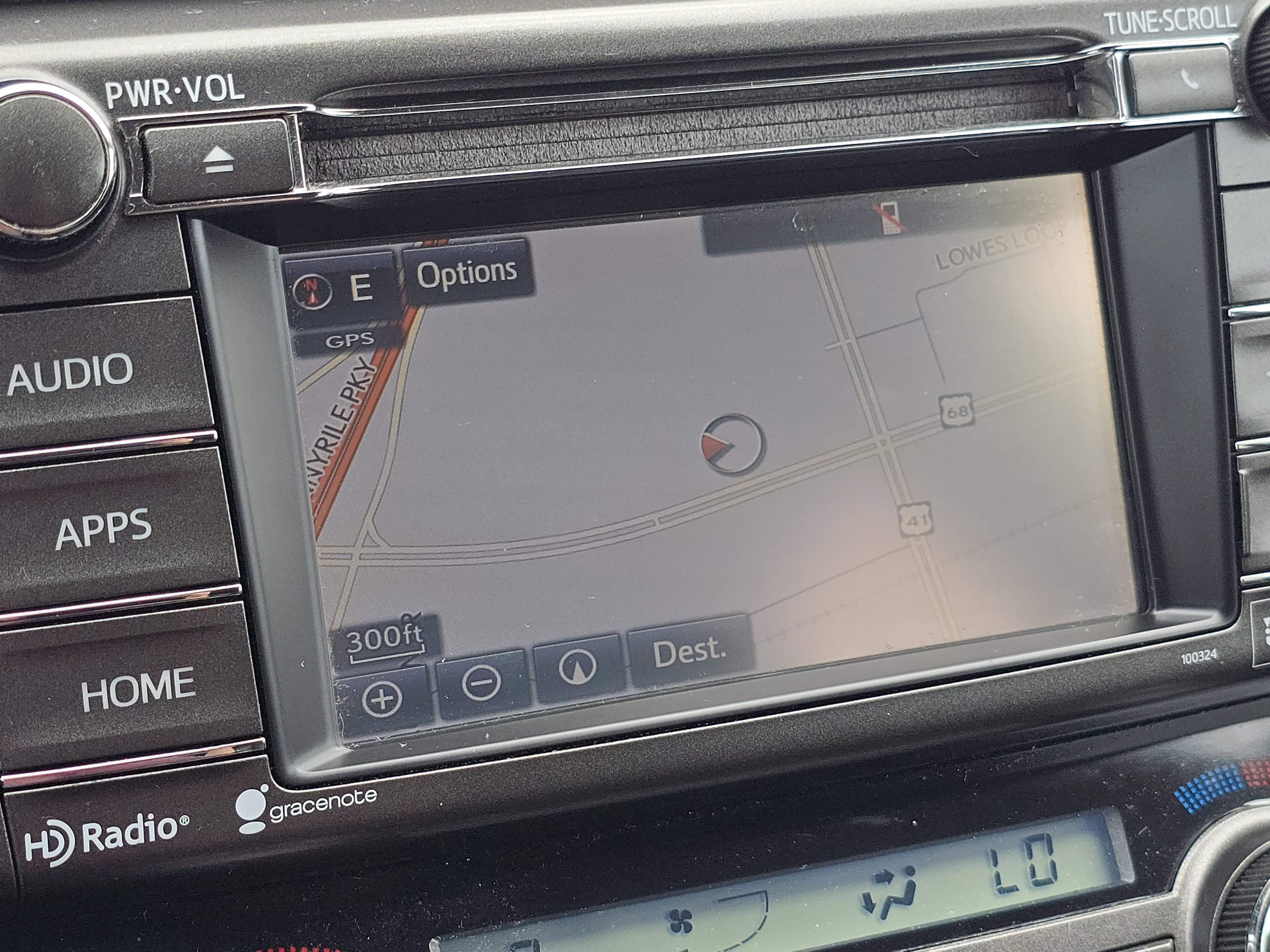Used 2015 Toyota RAV4 Limited w/ Technology Package FWD image 6