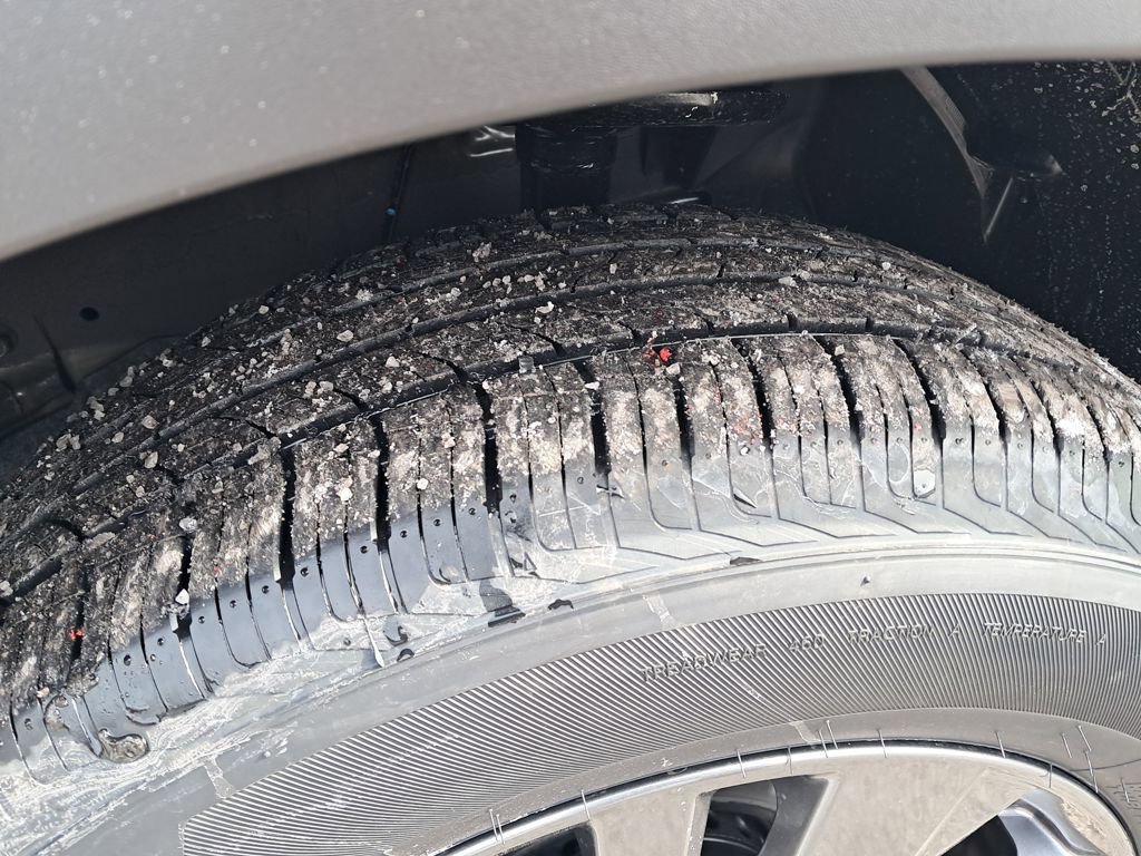 New 2026 Nissan Pathfinder S image 29