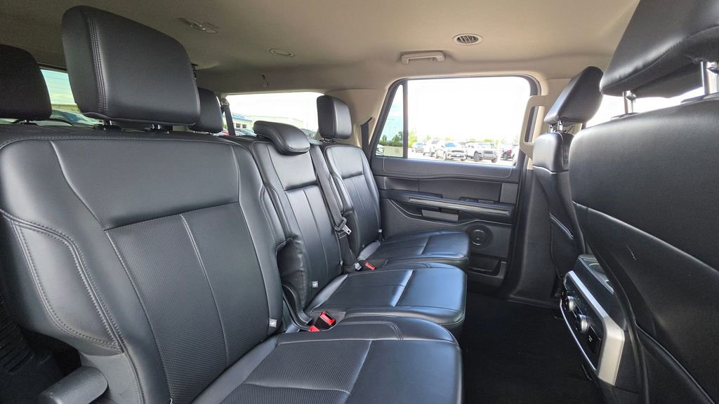 Used 2024 Ford Expedition Max XLT AWD/4WD image 14