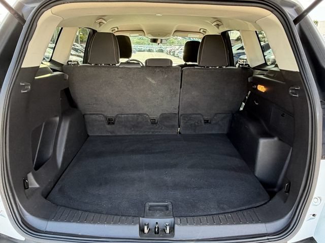 Certified 2019 Ford Escape SE FWD image 16