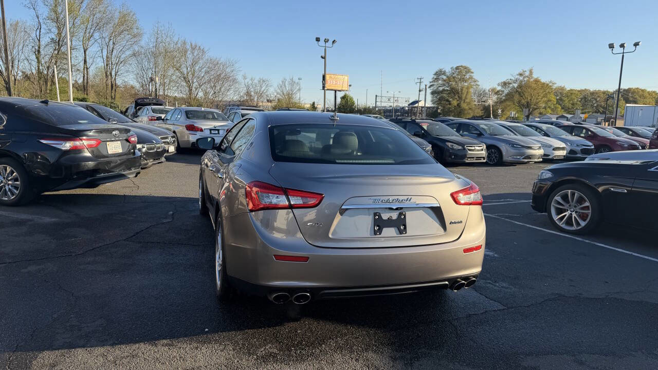 Used 2017 Maserati Ghibli S Q4 AWD/4WD image 12