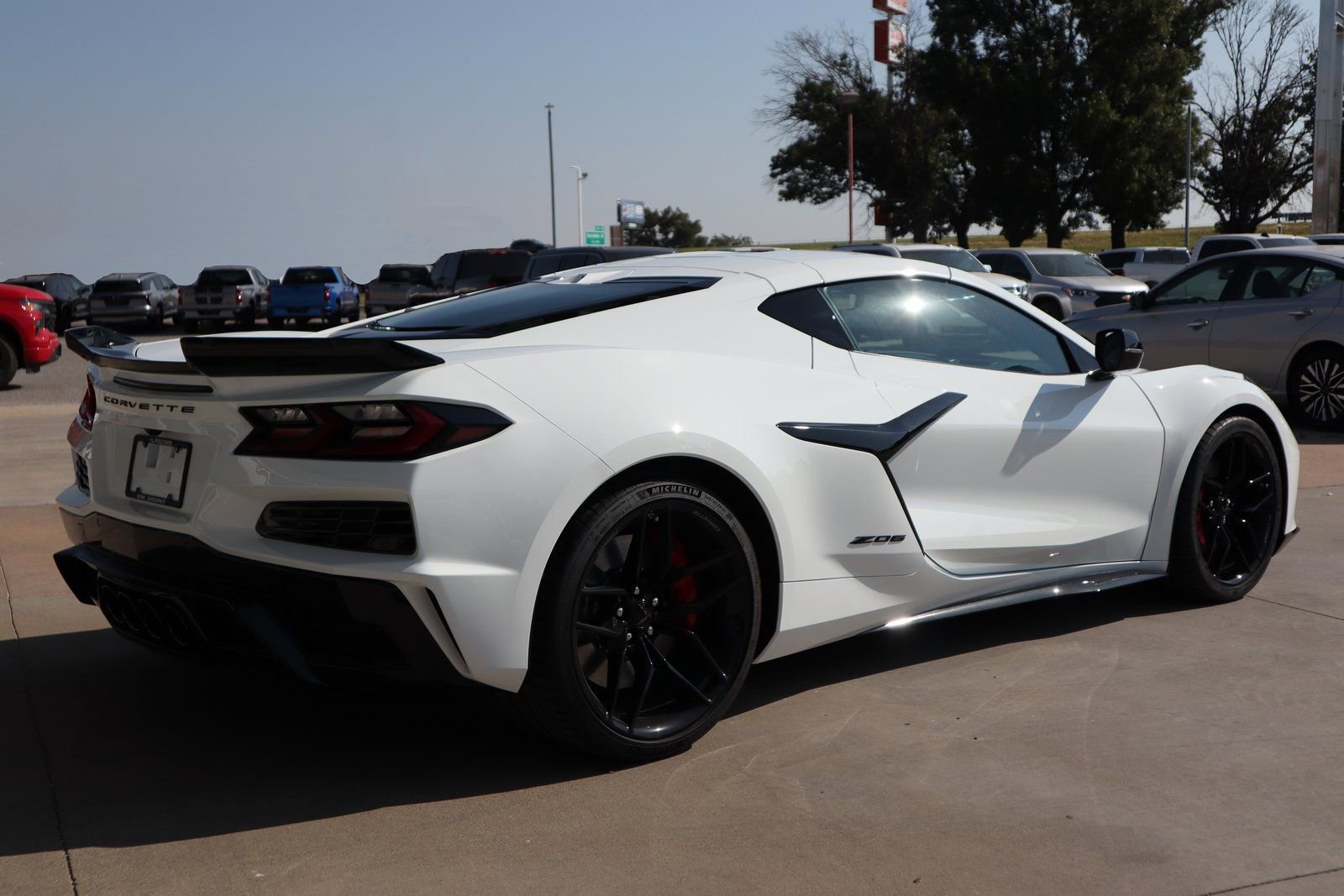 New 2026 Chevrolet Corvette Z06 w/ Stealth Interior Trim Package RWD image 4
