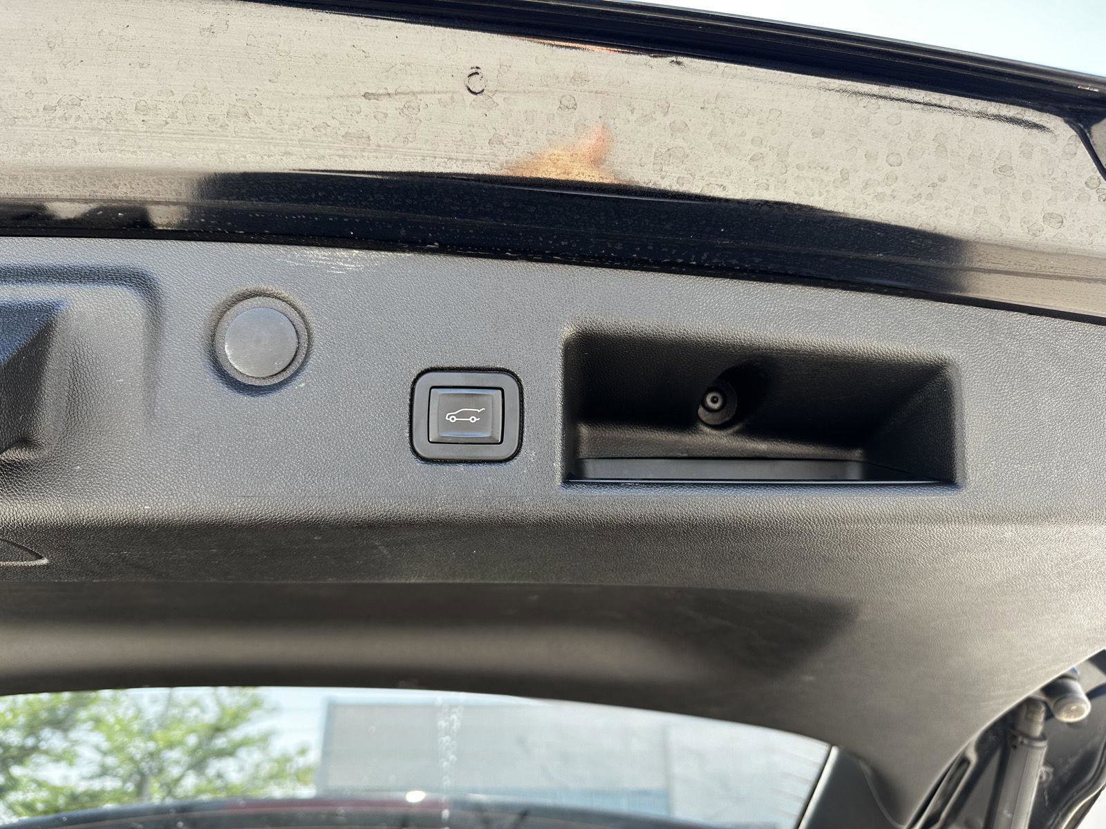 Used 2019 Chevrolet Equinox LT AWD/4WD image 25