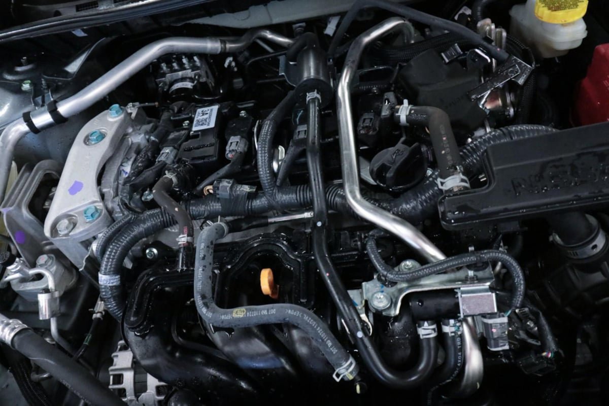 Used 2025 Nissan Sentra S FWD image 8