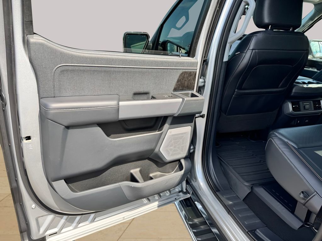 Used 2022 Ford F150 Lariat w/ Equipment Group 502A High image 36